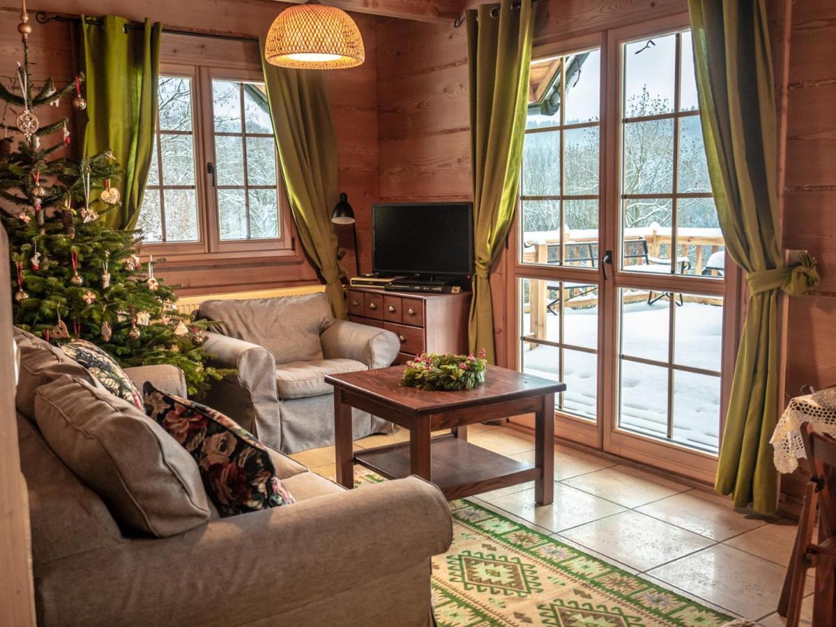 Lesne Uroczysko Villa Чисна Екстериор снимка